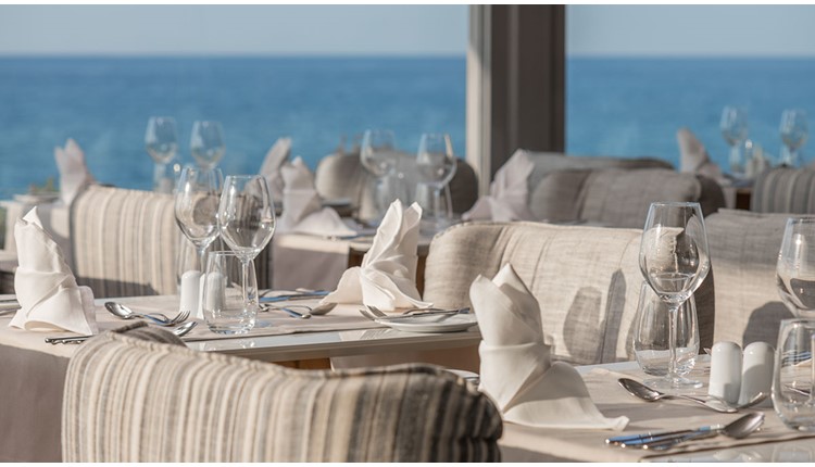 Ikones Seafront Luxury Suites, Крит